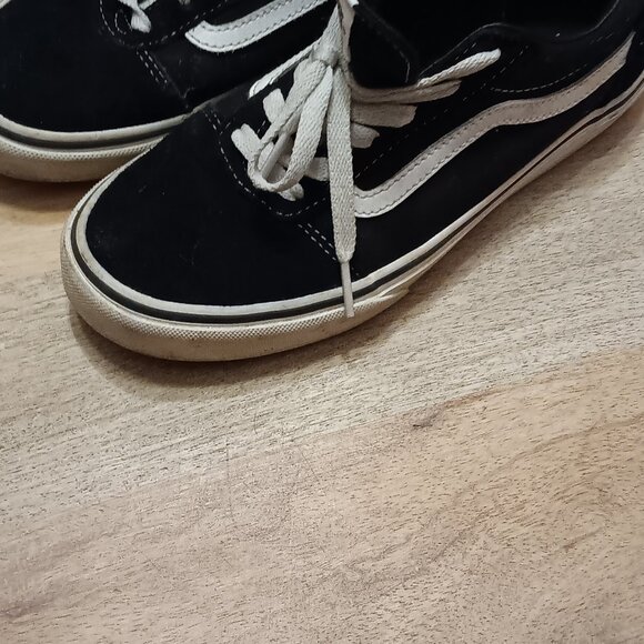 Vans Old Skool Sneaker - Picture 2 of 3